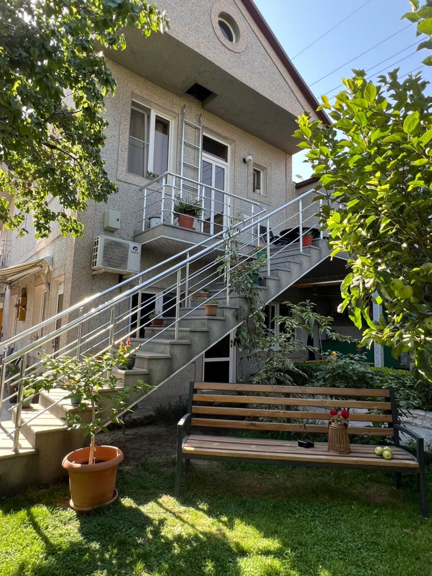 Yerevan Modern Holiday Apartment Extérieur photo